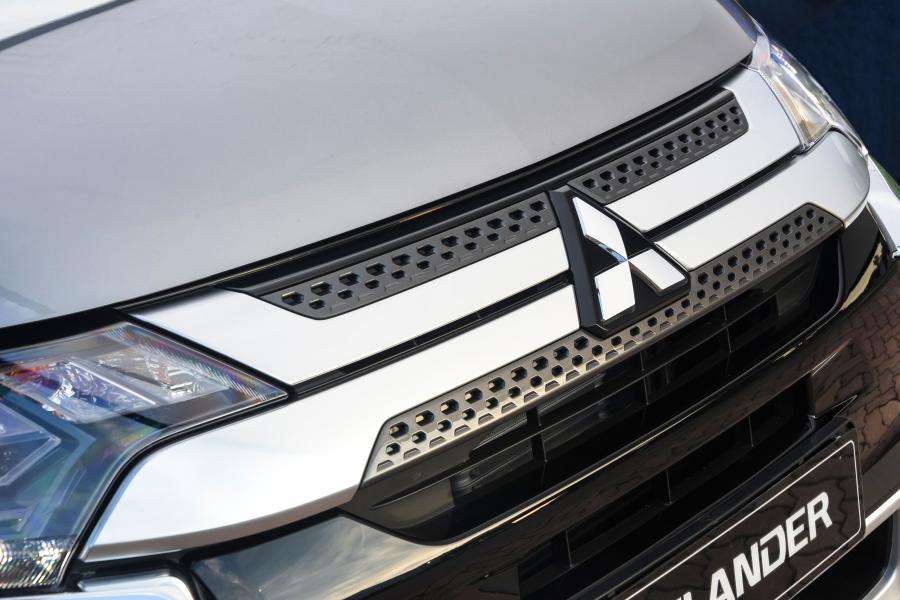 Детали экстерьера Mitsubishi Outlander 2020 года  (ZA) (фото 2 из 40)